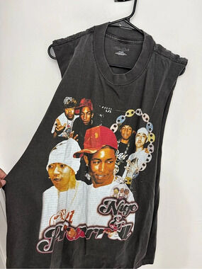 Neaux Doubt Graphic Music Muscle Tee in washed black